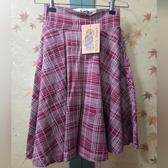 Effie's Heart Dresses & Skirts - NWT Effie's Heart Women's Burgundy 'Carnaby Skirt Winter Plaid' Skirt Sz XS